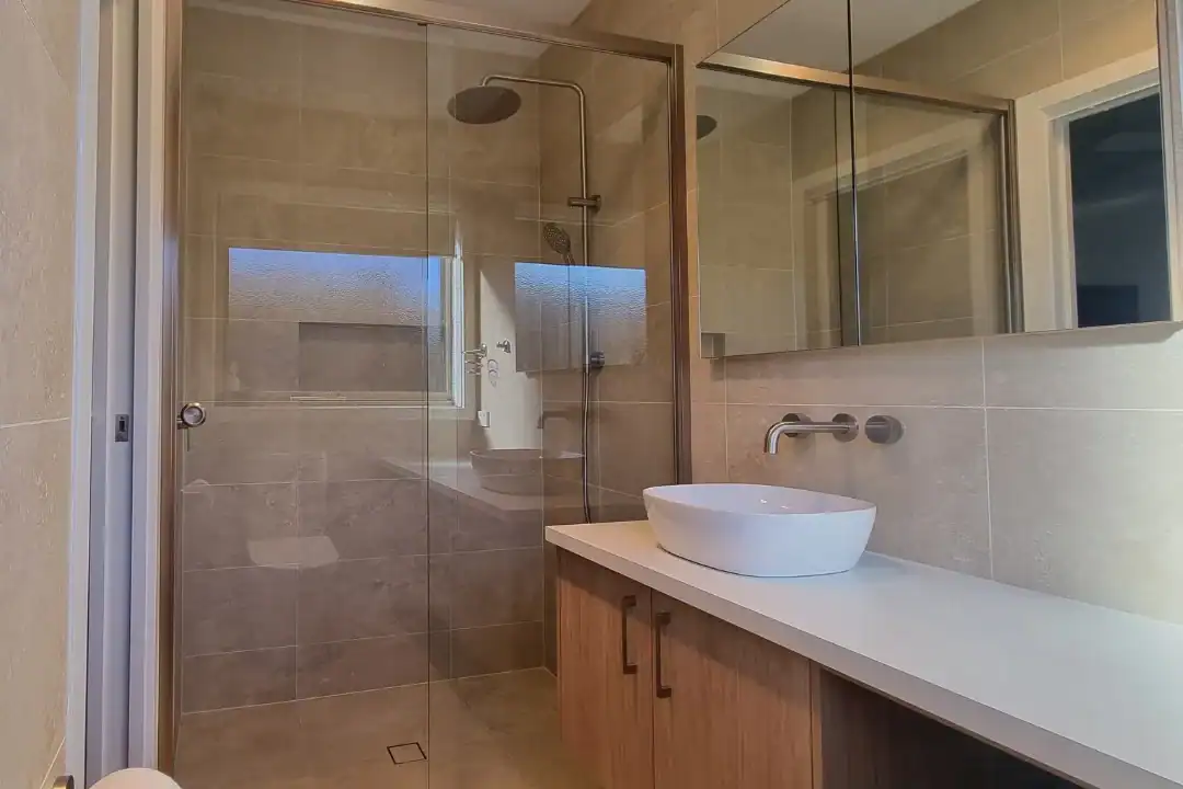 Builders Point Lonsdale